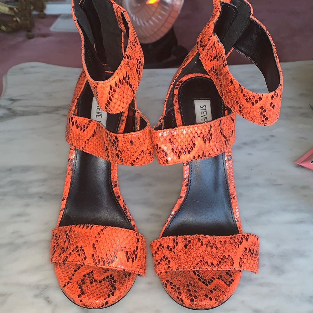Steve Madden sandals